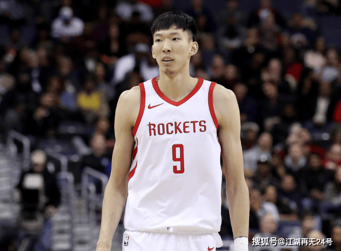 NBA球队备战新赛季，球员状态神勇欲勇争冠